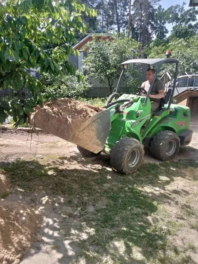 Міні Навантажувач AVANT 745 (Фінляндія) / Bobcat / JCB