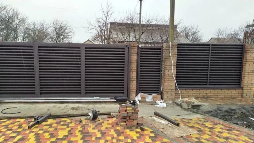 Установка паркану Жалюзі! Ворота розстібні, відкатні. Хвіртки