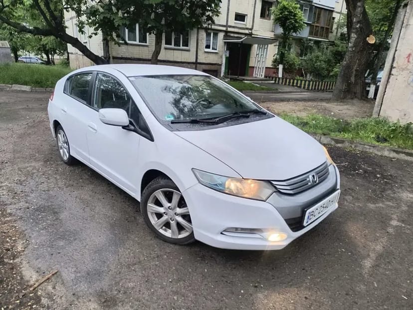 Авто HONDA Insight