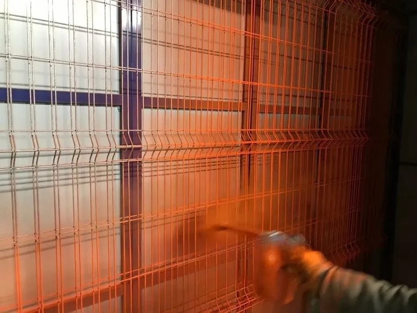 Виготовляємо паркани із сітки 3D. Сітка для забору фарбування за каталогом RAL