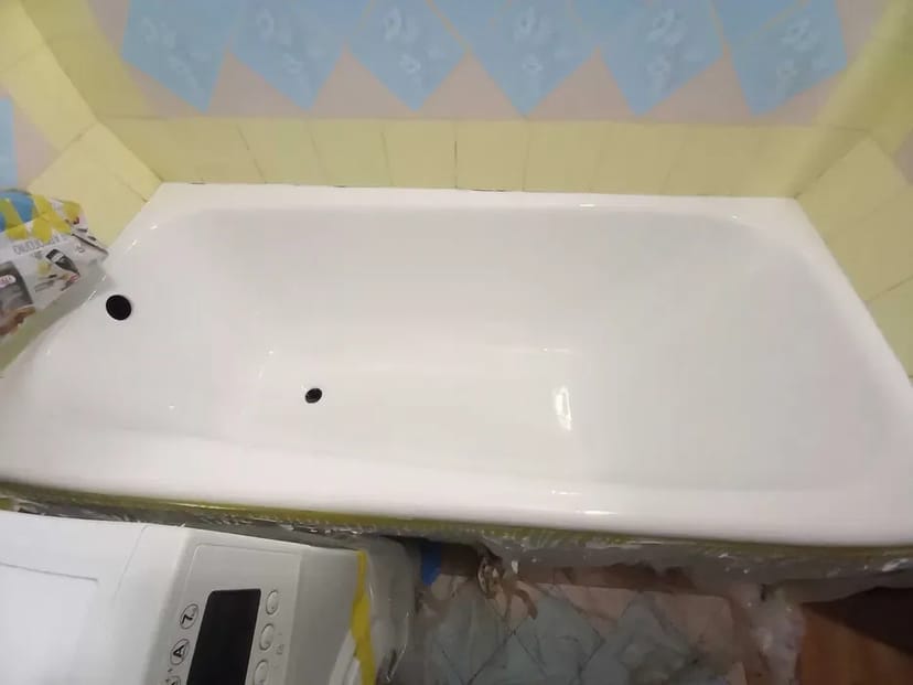 Проводимо реставрацію ванни, чавунних, металевих, акрилових та піддонів.