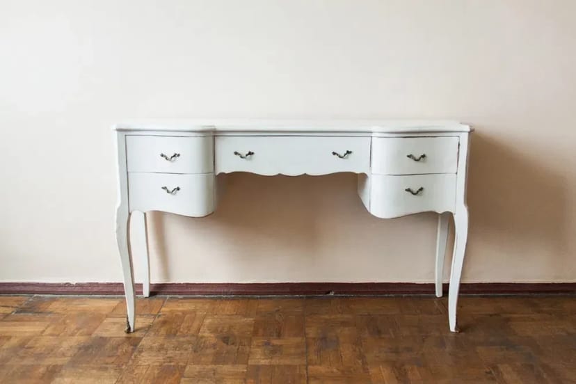 Декор та реквізити, склад декору в Києві