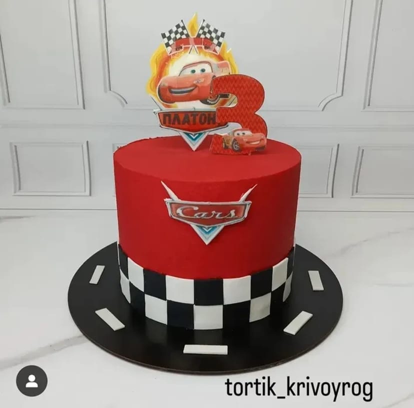 Ексклюзивні Торти на Замовлення: Натуральні Інгредієнти та Неповторний Дизайн для Вашого Свята!