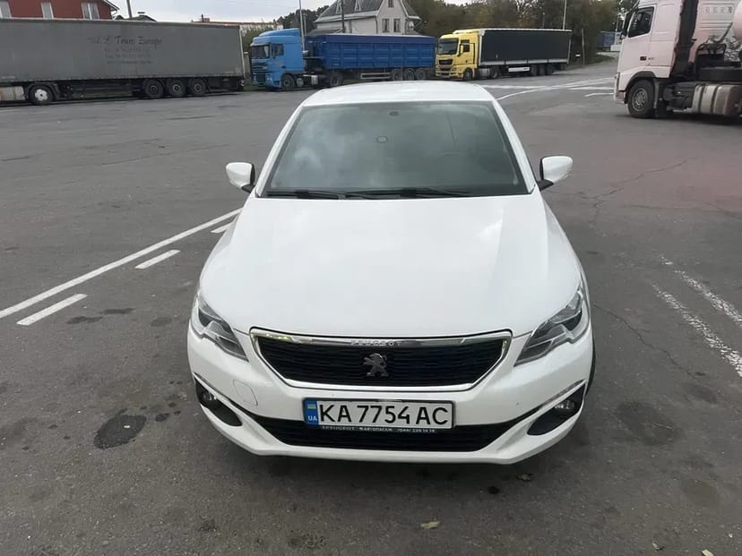 Авто Peugeot під таксі КОМІСІЯ 5%