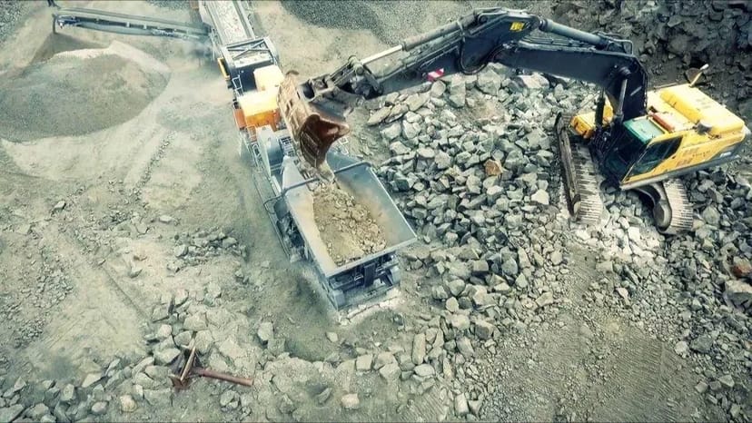 Дроблення бетону, залізобетону, каміння. Дробарки та грохот.