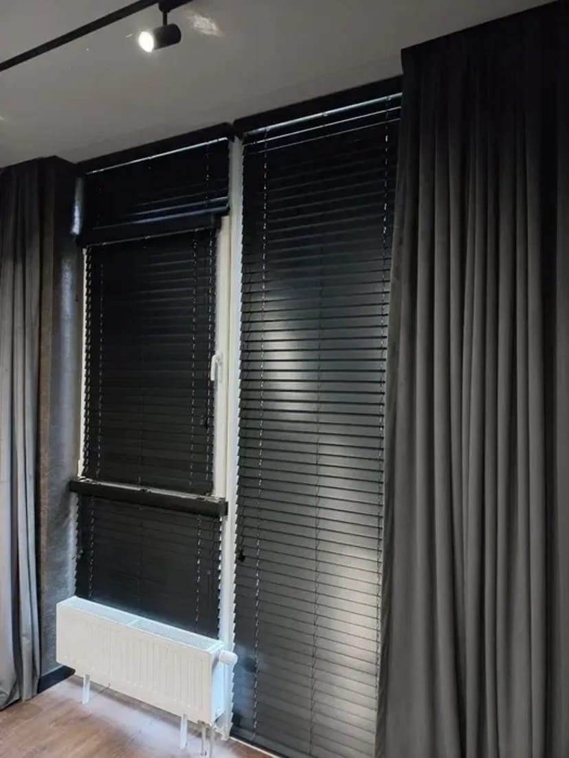 Пошив штор, тюлей, римських штор, монтаж жалюзів, карнизів