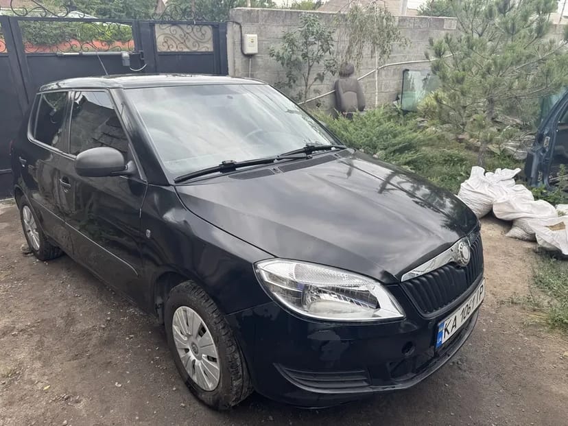 Авто skoda fabia 1.2