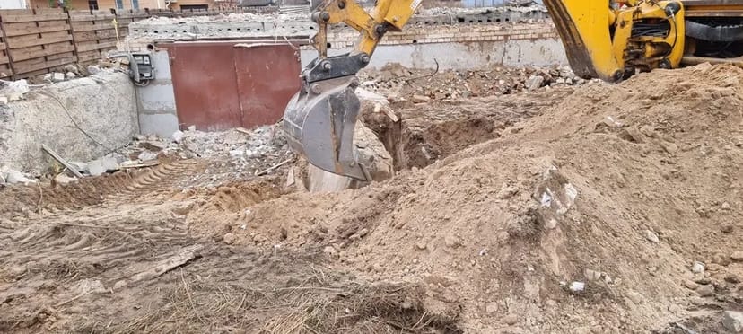 Екскаватор JCB