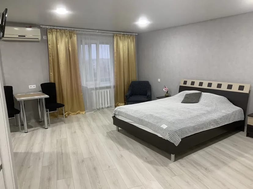 Квартири подобово, погодинно в центрі м. Лубни. В НІЧНИЙ ЧАС (з 23.00 до 7.00) НЕ ТУРБУВАТИ.