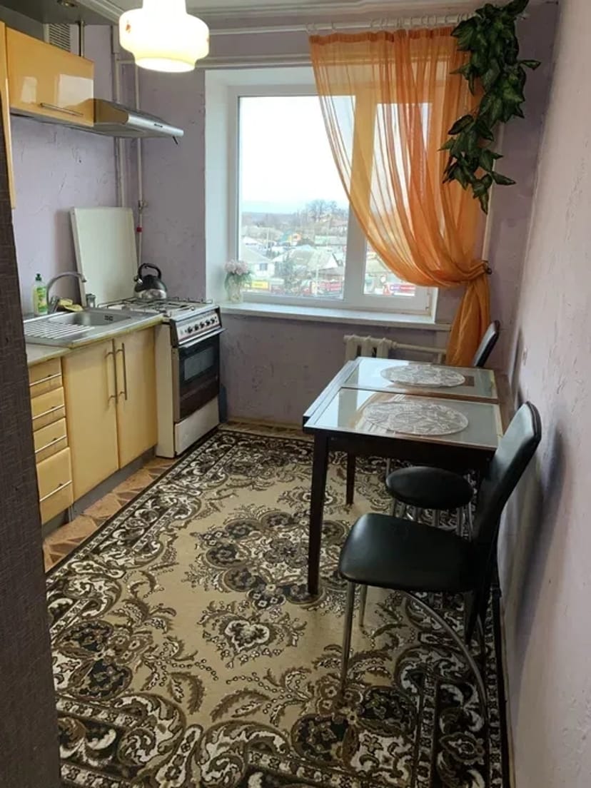 Квартири подобово, погодинно в центрі м. Лубни. В НІЧНИЙ ЧАС (з 23.00 до 7.00) НЕ ТУРБУВАТИ.