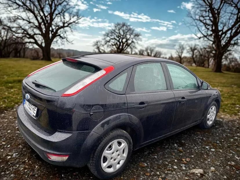 Сімейний автомобіль Ford Focus