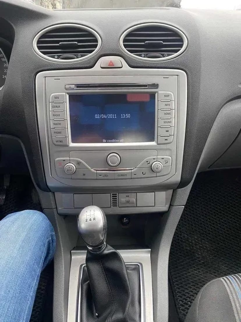 Сімейний автомобіль Ford Focus