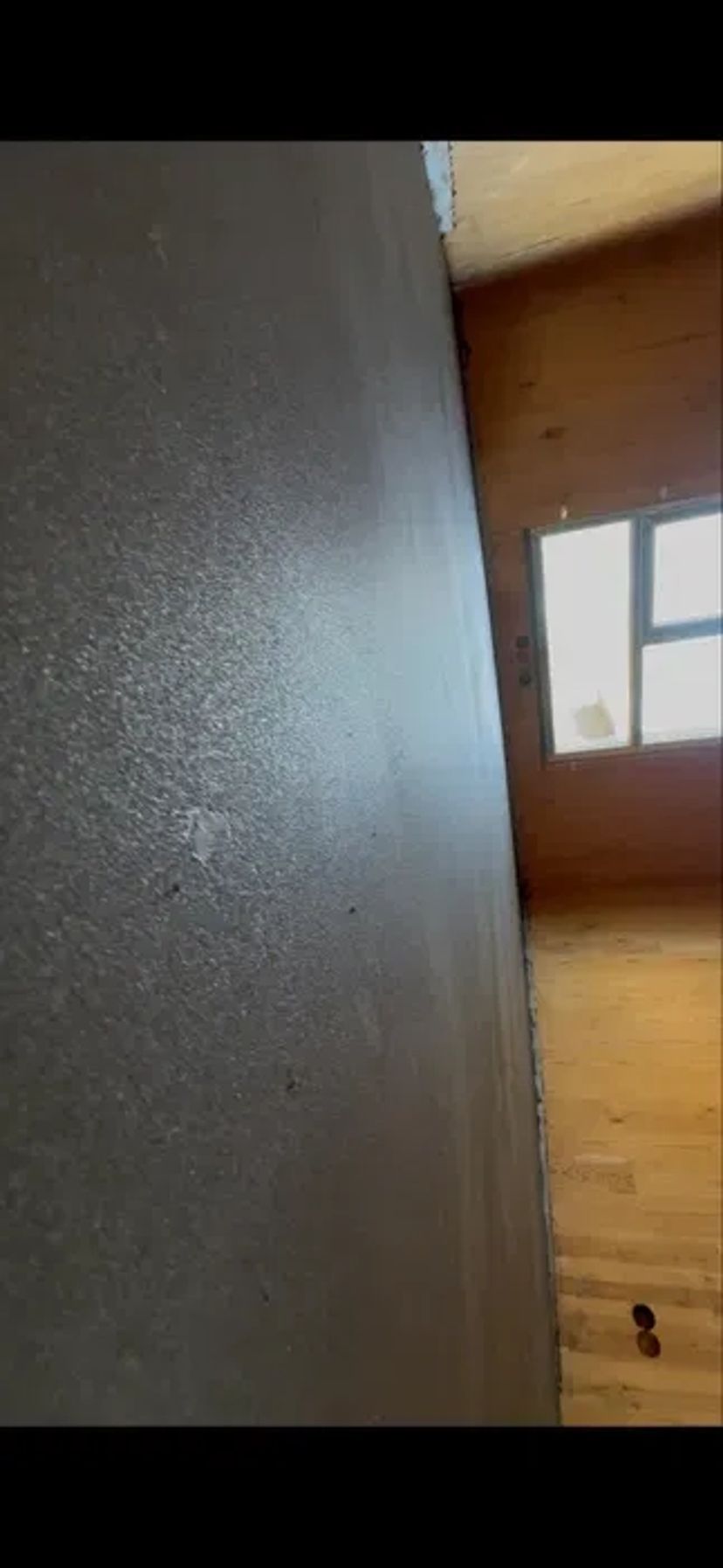 Стяжка підлоги: вирівнюємо основу, готуємо до фінішного покриття