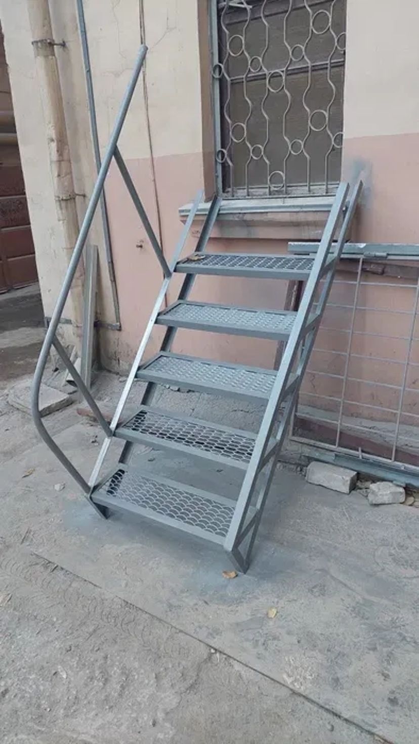 Зварювальні роботи, зварювання.