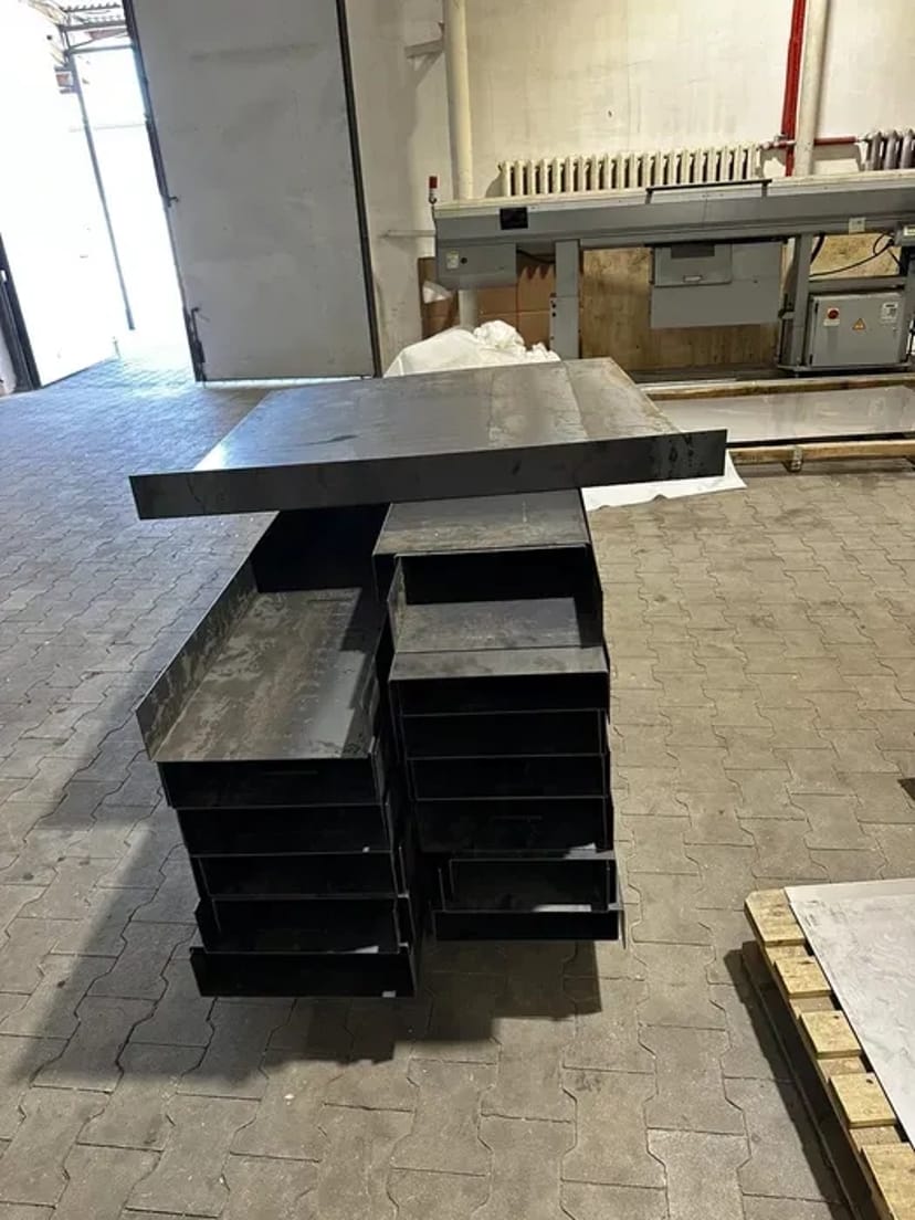 Лазерна різка, гнуття, зварювання металу та розробка креслень