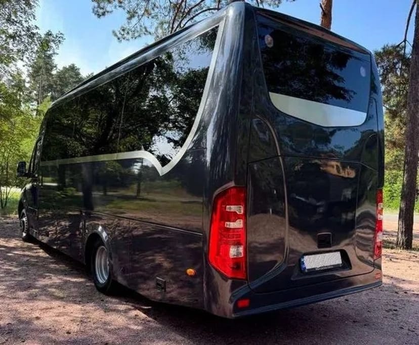 289 Мікроавтобус VIP class Mercedes Sprinter NEW на весілля
