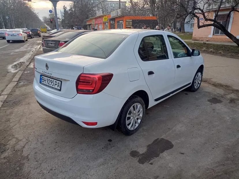 Авто Renault Logan 2020р