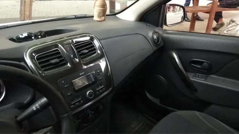 Авто Renault Logan 2020р