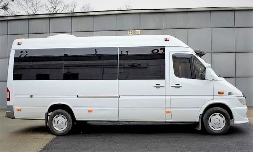 Замовлення мікроавтобуса Кам'янське