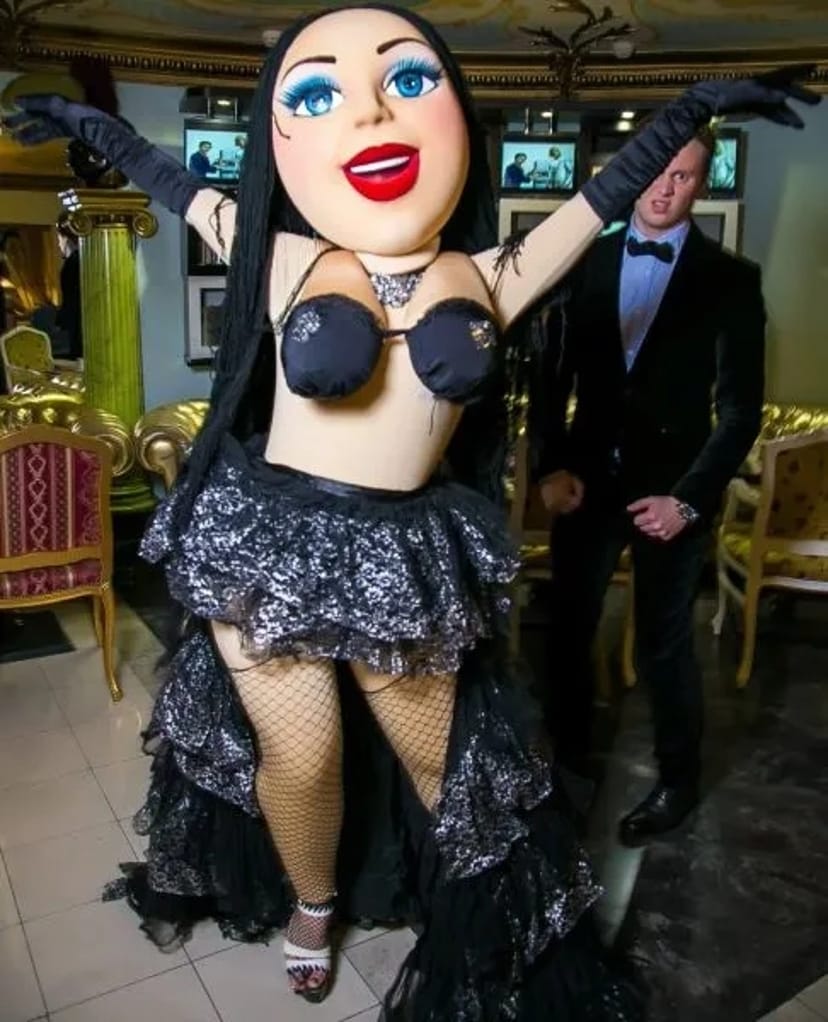 Білий ведмідь Львів ростова лялька стриптиз аніматор панда на свято.