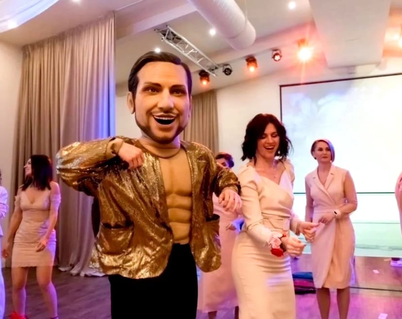 Білий ведмідь Львів ростова лялька стриптиз аніматор панда на свято.