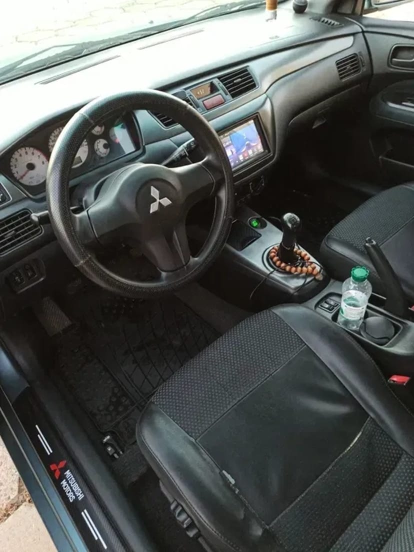 Автомобіль Mitsubishi lancer 2007