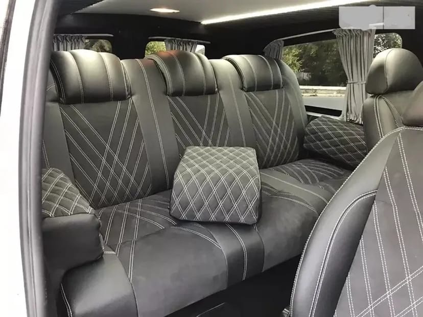 Мікроавтобус Mercedes Vito, до 8 пасажирських місць