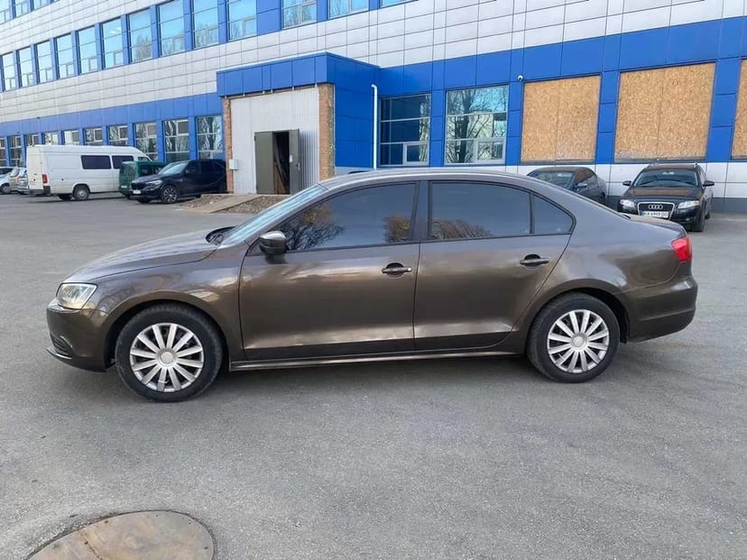 Авто є різні варіанти авто автомат газ/бензин 4000-4200грн/тиждень