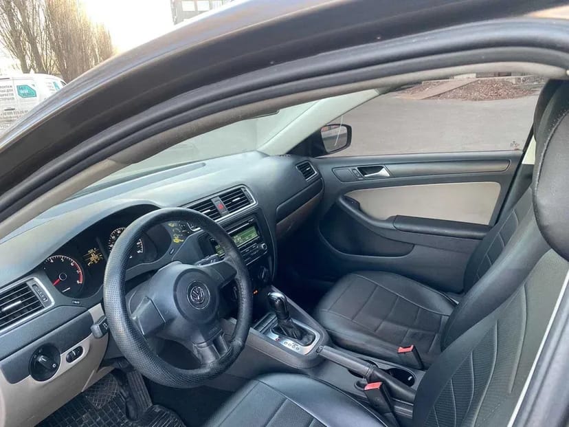 Авто є різні варіанти авто автомат газ/бензин 4000-4200грн/тиждень