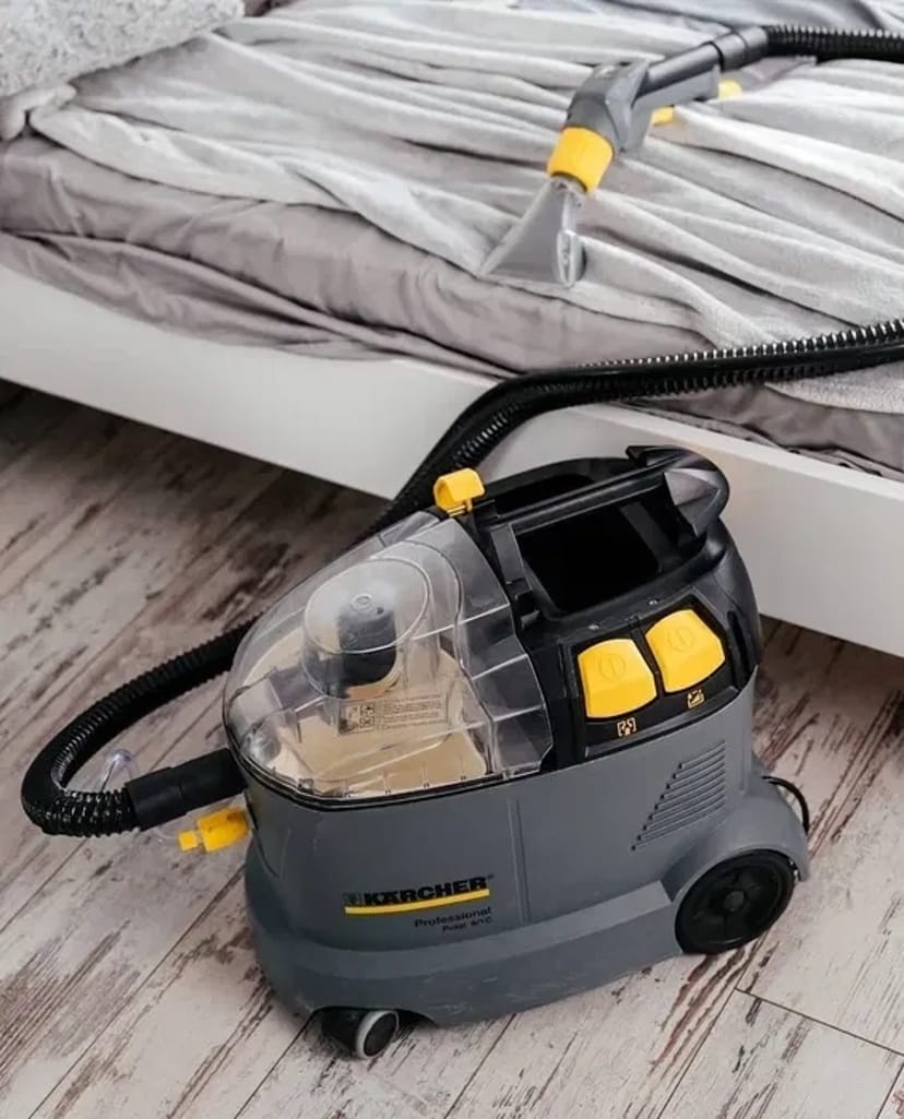 Миючий пилосос Karcher