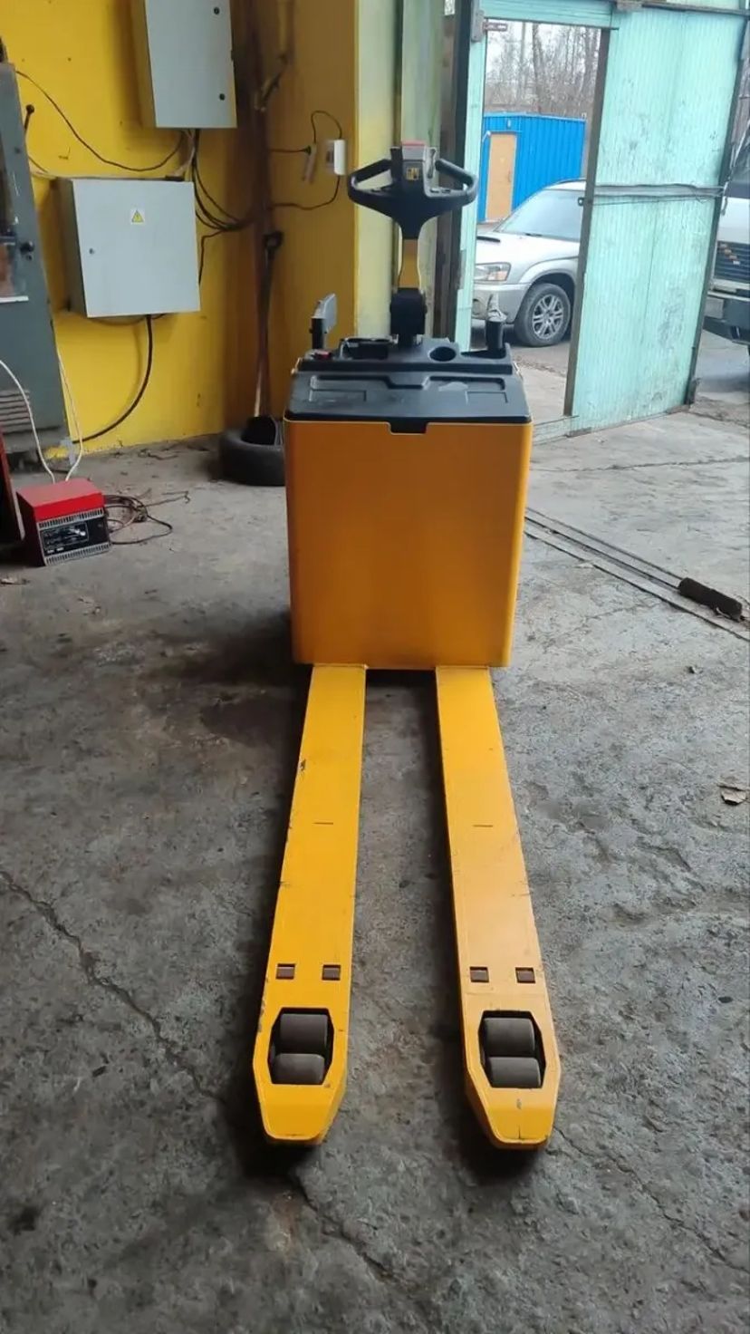 Електровізок Hyster P2.0SE 2 т
