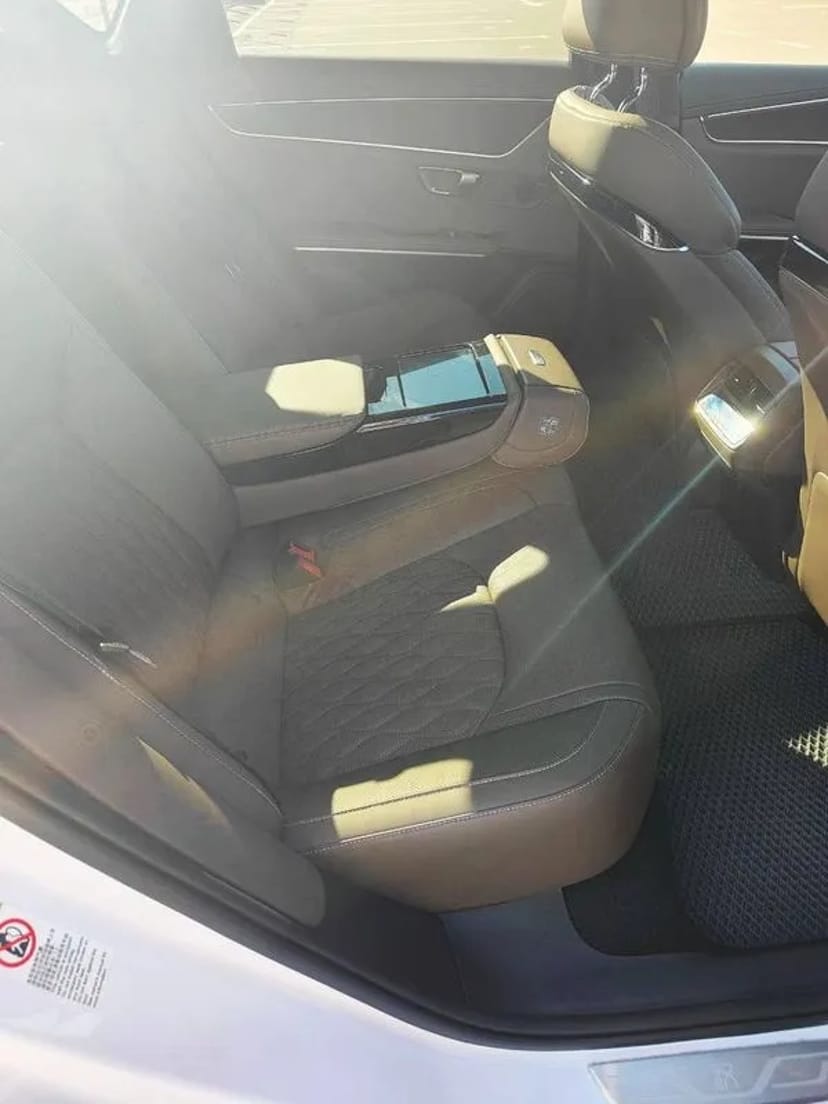431 BYD HAN авто на весілля