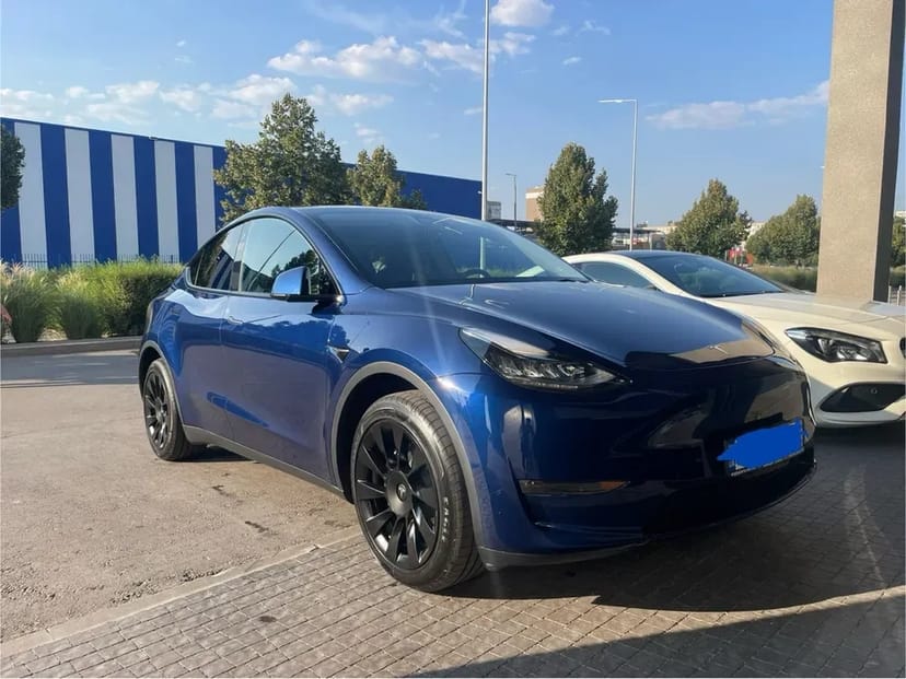 Tesla Model Y Long Range Dual Motor