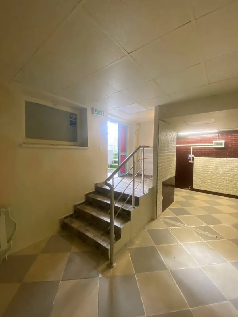 Фасадне приміщення 120 м2 навпроти Палацу спорту