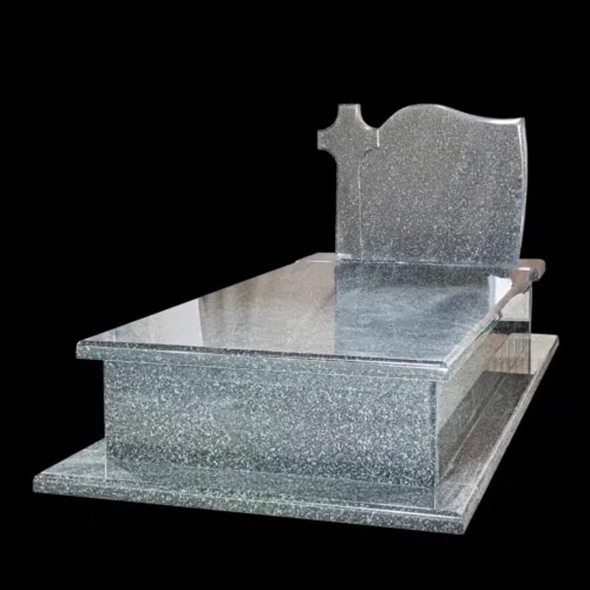 Пам’ятники з граніту з імпортних матеріалів — індивідуальний дизайн