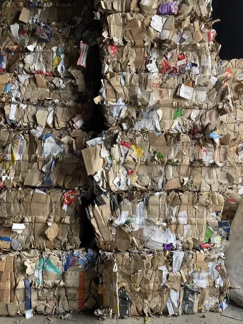 Купуємо плівку, жестібанку (пиво, вода), макул, склобій, пет пляшку.