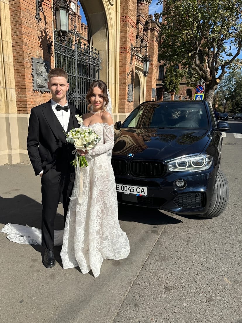 Авто з водієм на весілля. Royal Ride. BMW X5