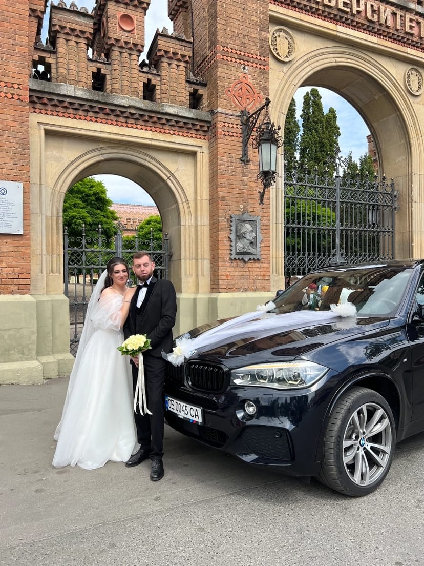 Авто з водієм на весілля. Royal Ride. BMW X5