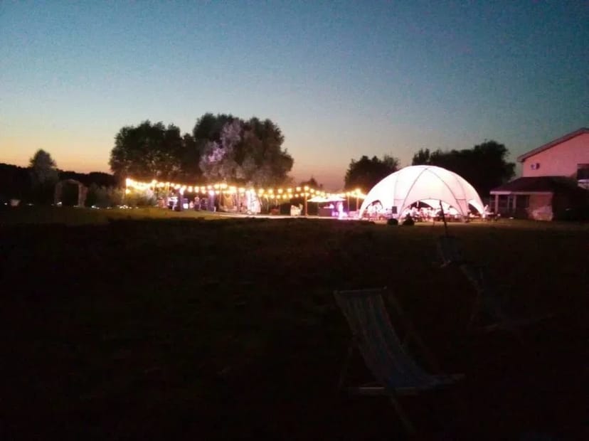 Монтаж гірлянд з лампами розжарювання 199грн ретро лампочки