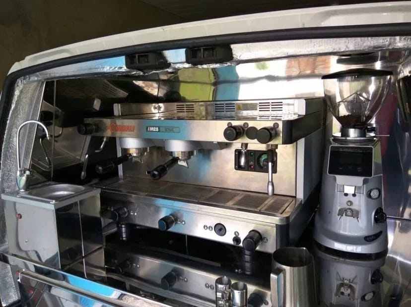 Переобладнання, мобільна кав'ярня меблі обладнання причіп кави