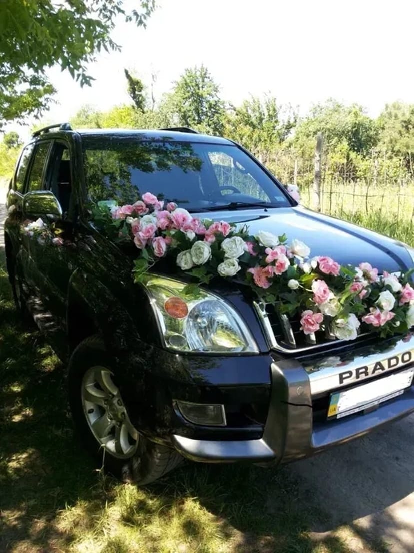 Авто Toyota Land Cruiser Prado.