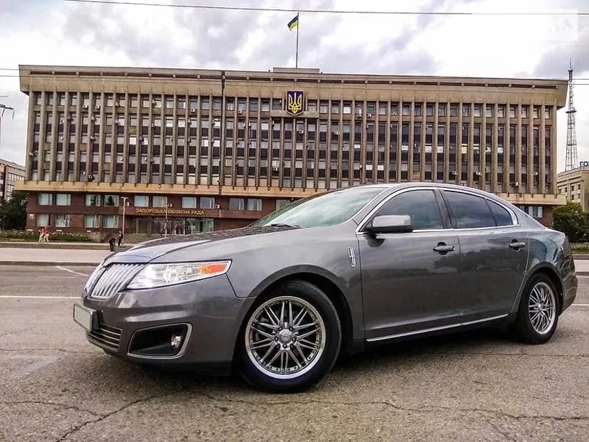 Авто на весілля Запоріжжя! Lincoln MKS (S-class)