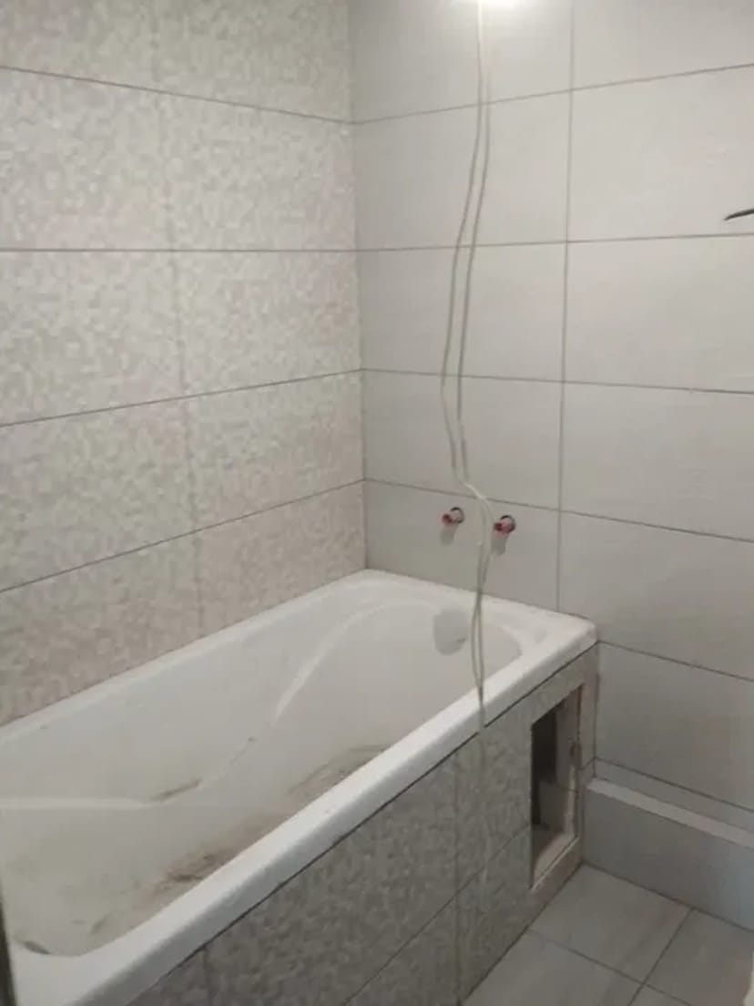 Кафельник Плиточник укладання плитки, кафелю