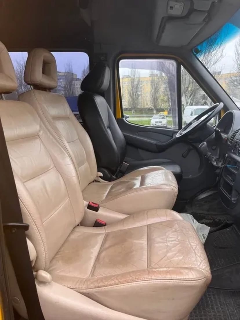 Вантажно пасажирські перевезення також вивіз сміття