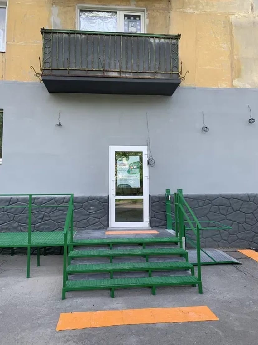 Будівельник комерційних приміщень. Будівництво нерухомості під ключ.