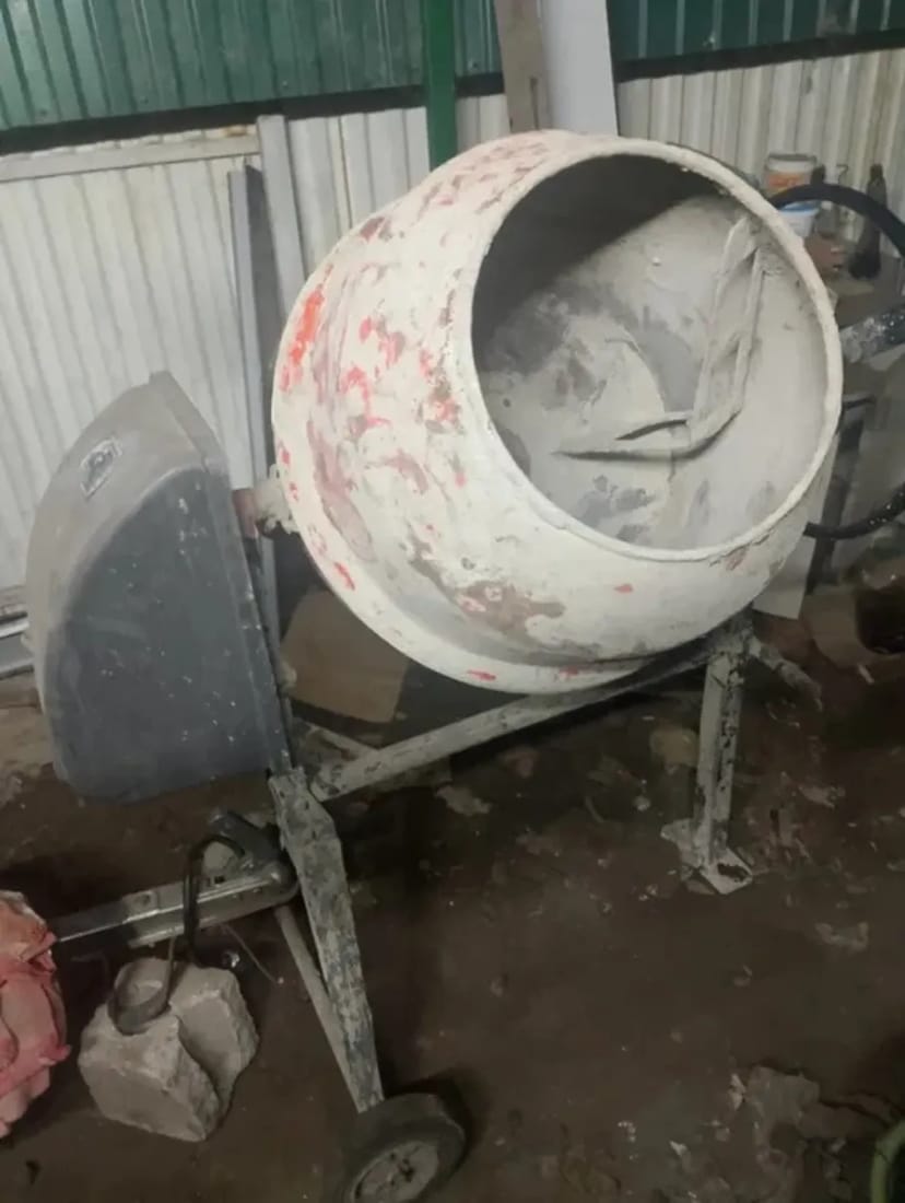 Бетонозмішувач - незамінний для будівництва
