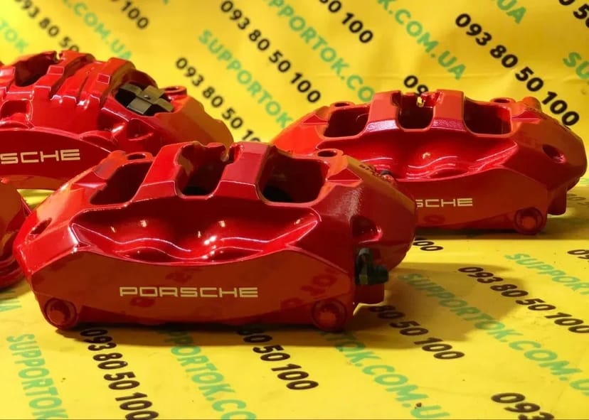 Професійне фарбування супортів з логотипом brembo porsche tesla