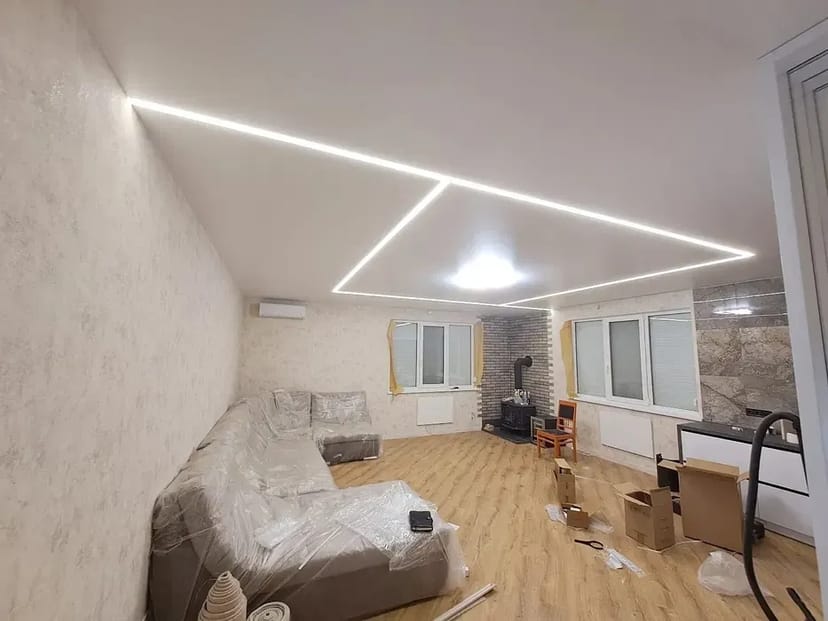 Натяжні стелі.