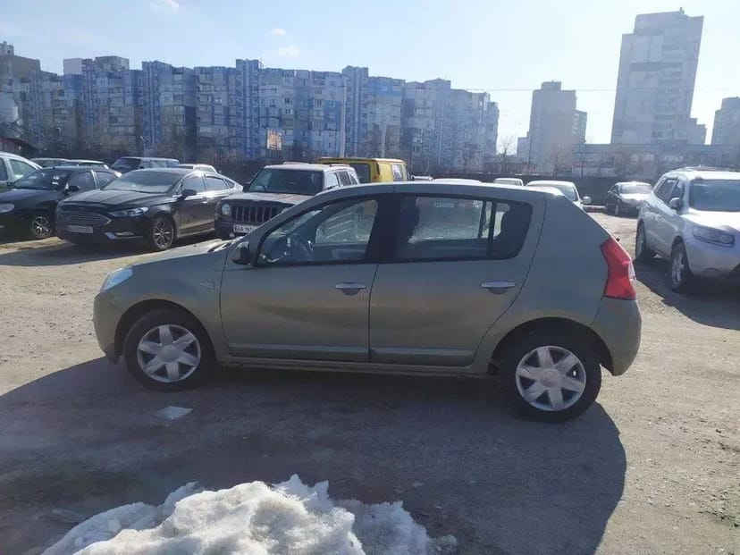 Авто для таксі/власних потреб