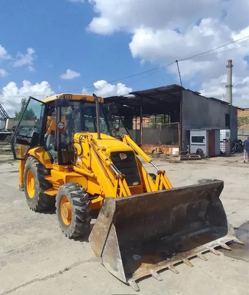 Екскаватор JCB 3CX з досвідченим оператором